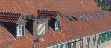 Lerchenweg, Burgdorf, Dach mit Mansarden : N